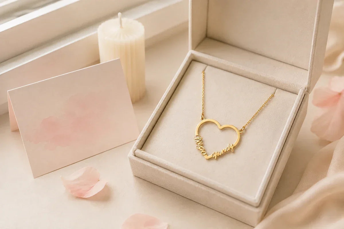 Cadeau anniversaire femme avec collier cœur personnalisé